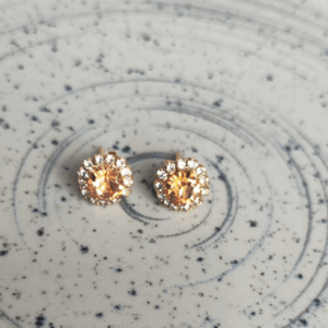 Brinco Flores com Zircônia