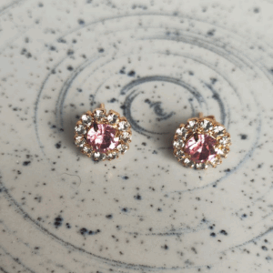Brinco flores com Zircônia