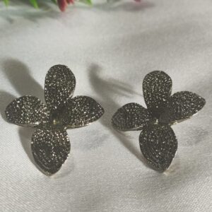 Brinco Flor prateado